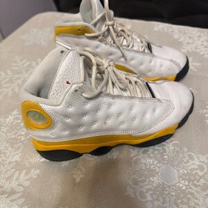 Jordan Kids White and Yellow Basketball Sneakers
